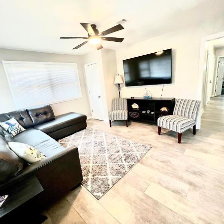 4/2 Home Close To Beach, Centrally Located! Gulfport Esterno foto