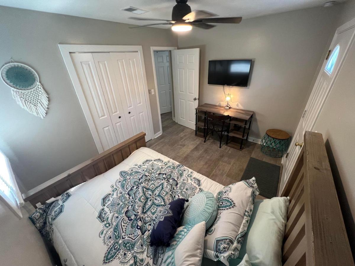 4/2 Home Close To Beach, Centrally Located! Gulfport Esterno foto